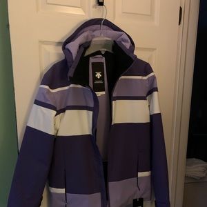 Descente Youth size 16 ski coat
